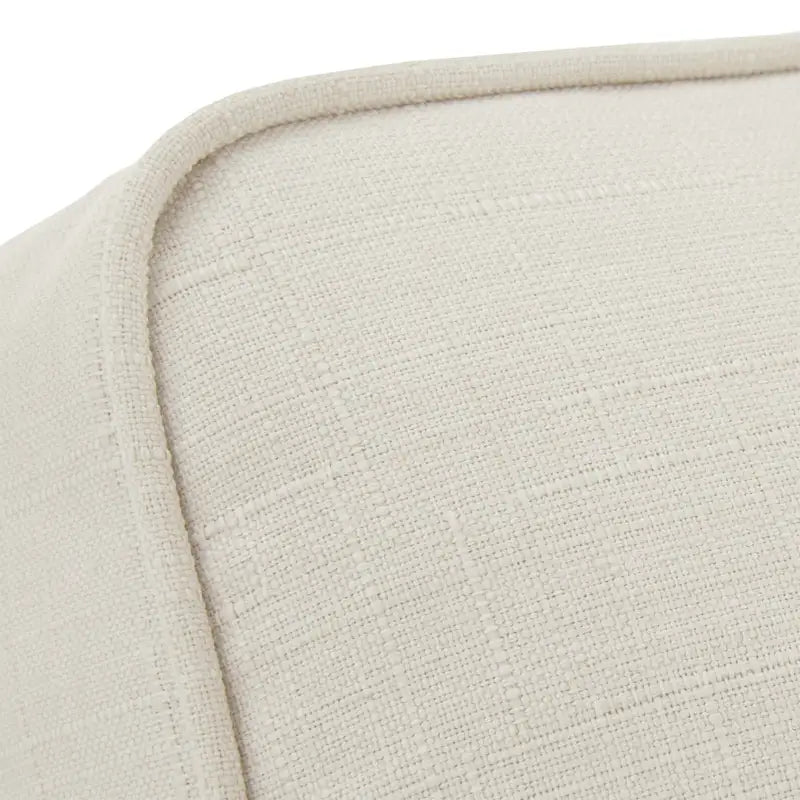 Sedia Stoddard Ivory in tessuto con borchie di