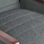 Set di poltrone moderne in stile medievale
