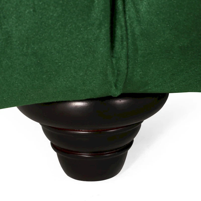 Divano Sagewood Transitional con imbottitura capitonné profonda, di